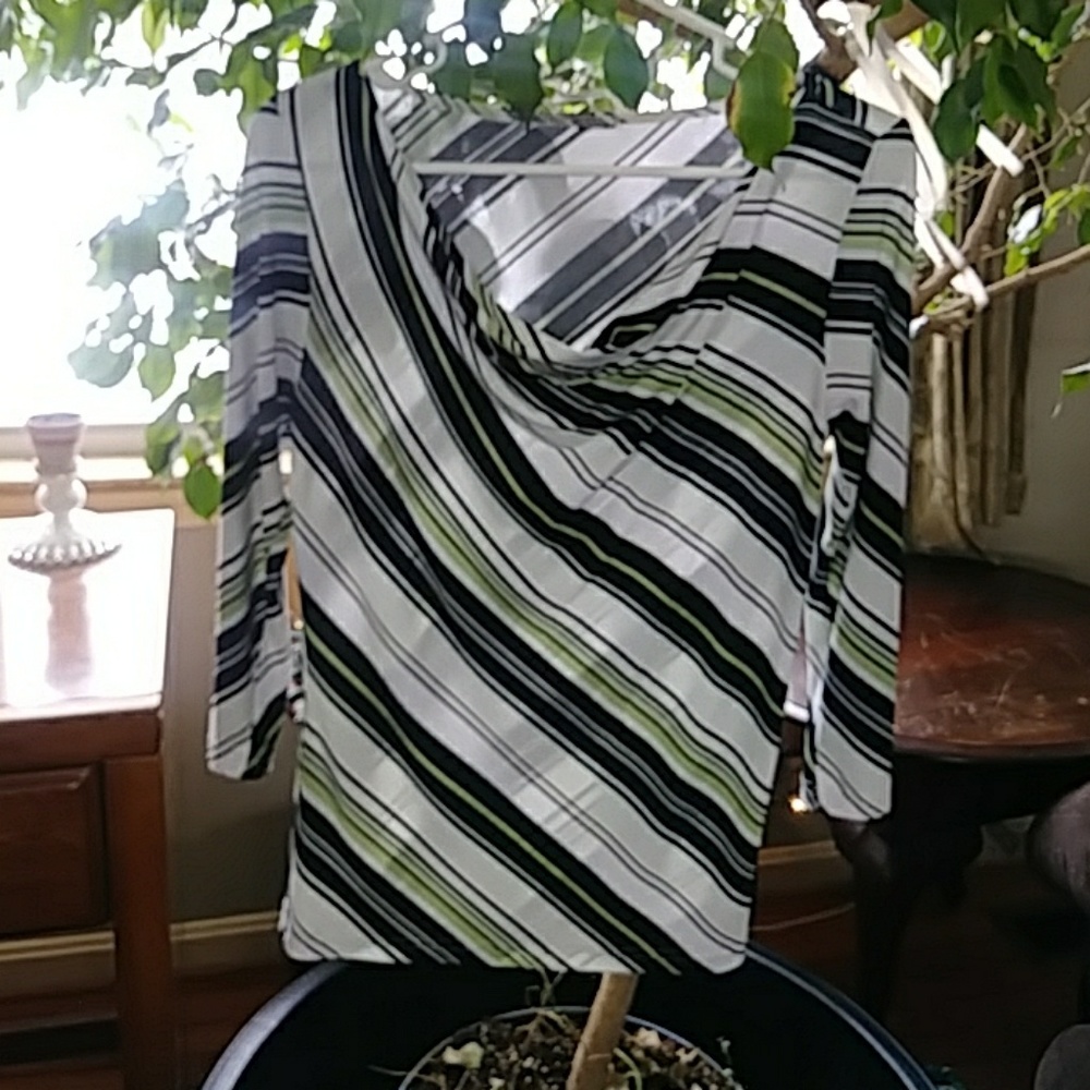 Dress top